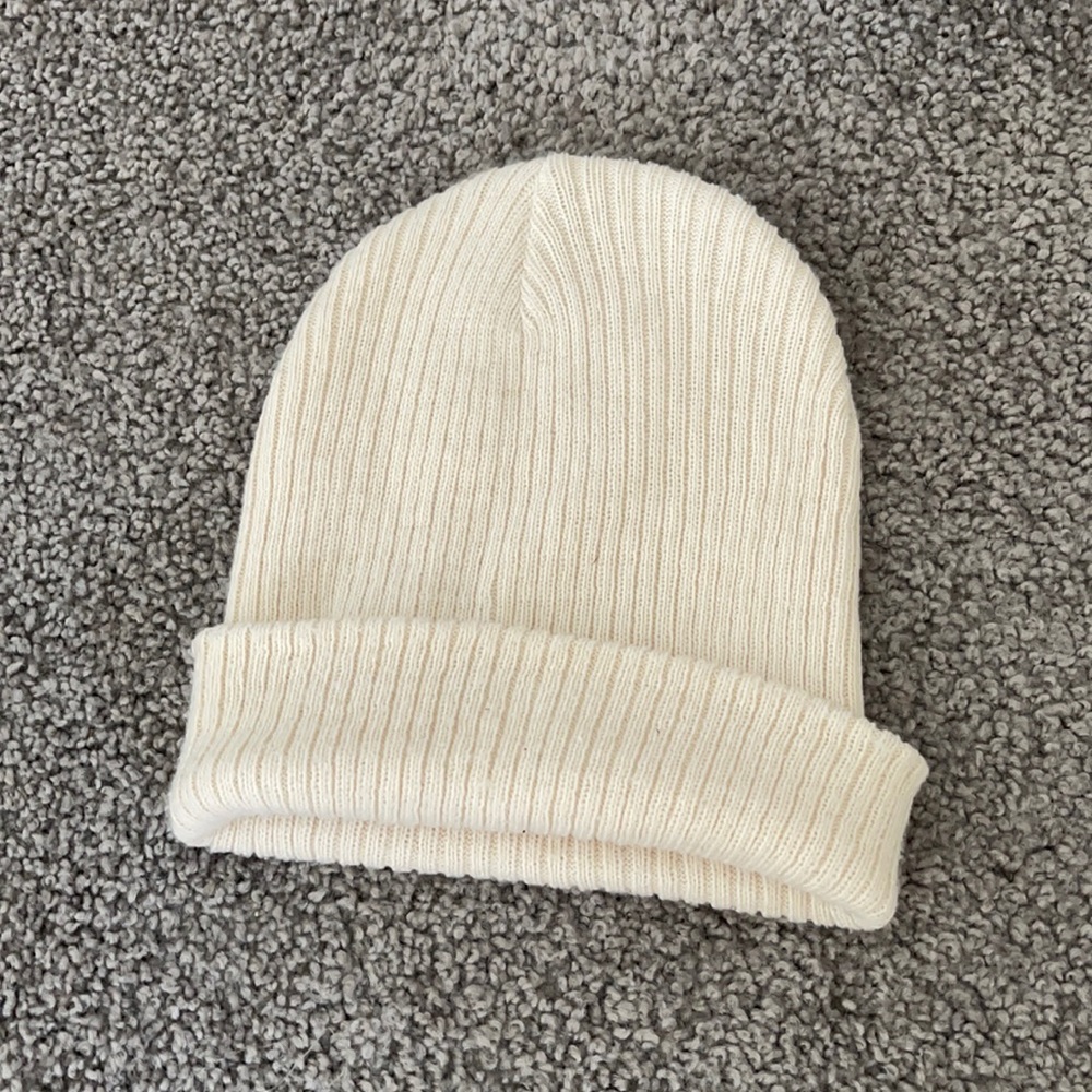 Cream ribbed beanie